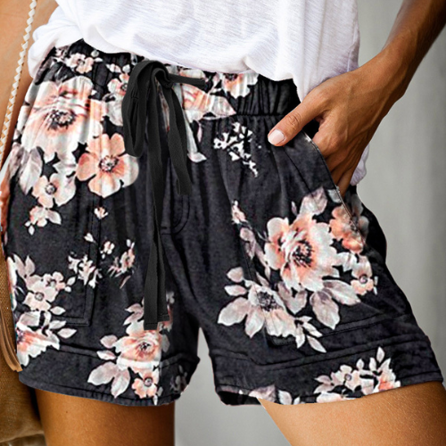 Floral Print Drawstring Casual Elastic Waist Pocketed Shorts (Black)